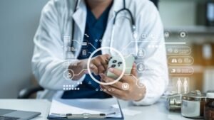 Brasil avança em hospital inteligente com parceria indiana e UTIs digitais